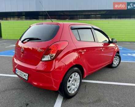 Красный Хендай и20, объемом двигателя 1.4 л и пробегом 108 тыс. км за 8900 $, фото 12 на Automoto.ua