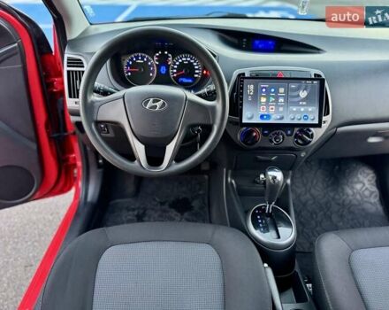 Красный Хендай и20, объемом двигателя 1.4 л и пробегом 108 тыс. км за 8900 $, фото 46 на Automoto.ua