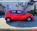 Красный Хендай и20, объемом двигателя 1.4 л и пробегом 240 тыс. км за 3850 $, фото 4 на Automoto.ua