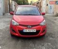 Красный Хендай и20, объемом двигателя 1.4 л и пробегом 159 тыс. км за 8850 $, фото 1 на Automoto.ua