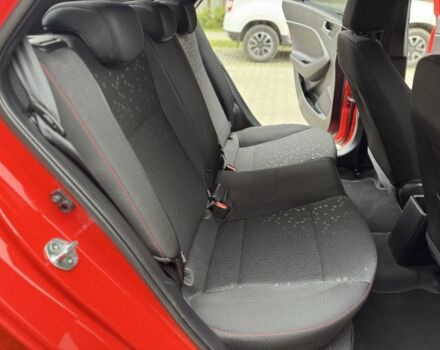 Красный Хендай и20, объемом двигателя 1 л и пробегом 186 тыс. км за 11999 $, фото 8 на Automoto.ua