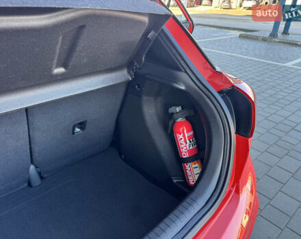 Червоний Хендай і20, об'ємом двигуна 1 л та пробігом 186 тис. км за 11799 $, фото 143 на Automoto.ua