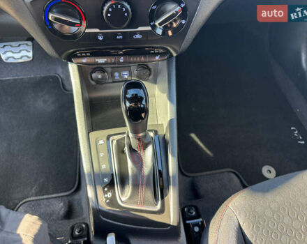 Червоний Хендай і20, об'ємом двигуна 1 л та пробігом 186 тис. км за 11799 $, фото 58 на Automoto.ua