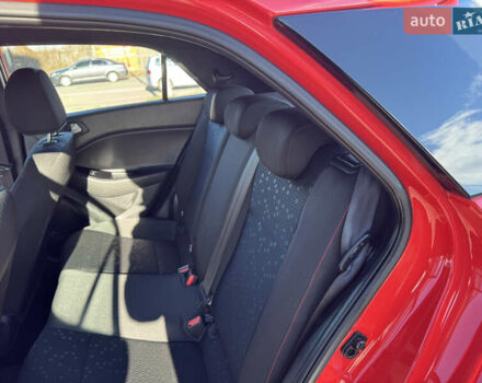 Червоний Хендай і20, об'ємом двигуна 1 л та пробігом 186 тис. км за 11799 $, фото 69 на Automoto.ua