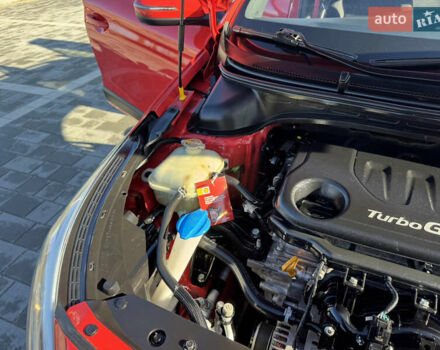 Червоний Хендай і20, об'ємом двигуна 1 л та пробігом 186 тис. км за 11799 $, фото 97 на Automoto.ua