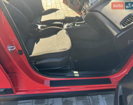 Червоний Хендай і20, об'ємом двигуна 1 л та пробігом 186 тис. км за 11799 $, фото 71 на Automoto.ua
