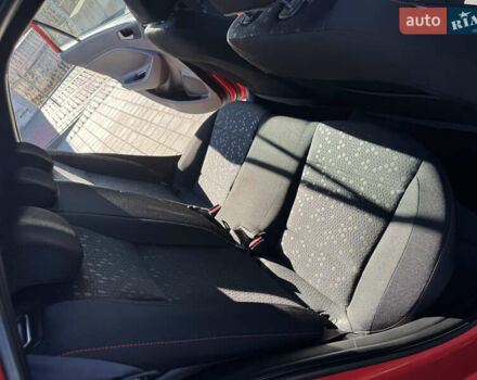 Червоний Хендай і20, об'ємом двигуна 1 л та пробігом 186 тис. км за 11799 $, фото 79 на Automoto.ua