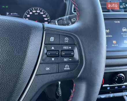 Червоний Хендай і20, об'ємом двигуна 1 л та пробігом 186 тис. км за 11799 $, фото 120 на Automoto.ua