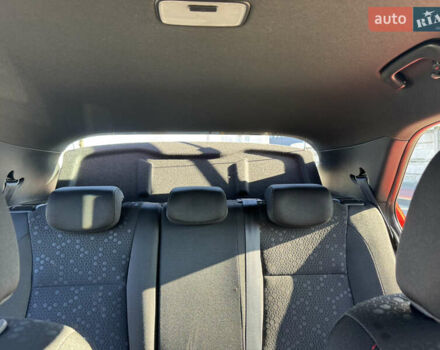 Червоний Хендай і20, об'ємом двигуна 1 л та пробігом 186 тис. км за 11799 $, фото 87 на Automoto.ua