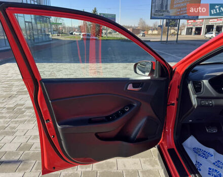 Червоний Хендай і20, об'ємом двигуна 1 л та пробігом 186 тис. км за 11799 $, фото 41 на Automoto.ua