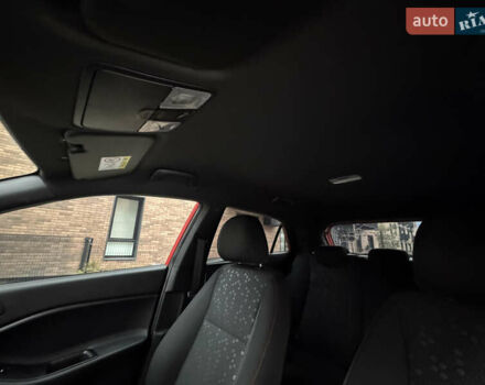 Красный Хендай и20, объемом двигателя 1 л и пробегом 186 тыс. км за 11999 $, фото 20 на Automoto.ua