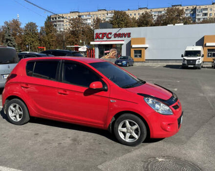 Червоний Хендай і20, об'ємом двигуна 1.4 л та пробігом 123 тис. км за 6900 $, фото 1 на Automoto.ua