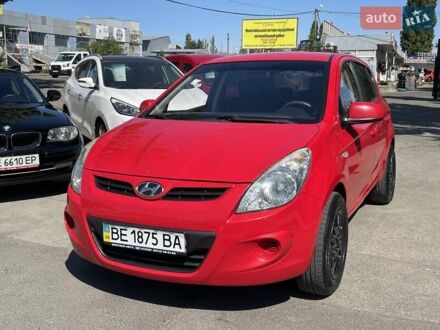 Хендай і20 2011 у Миколаєві на Automoto.ua Червоний Хендай і20, об'ємом двигуна 1.25 л та пробігом 179 тис. км за 6900 $, фото 1 на Automoto.ua
