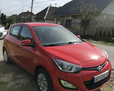 Червоний Хендай і20, об'ємом двигуна 1.25 л та пробігом 163 тис. км за 6100 $, фото 1 на Automoto.ua