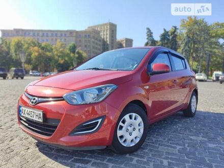 Хендай и20 2013 в Харькове на Automoto.ua Красный Хендай и20, объемом двигателя 1.4 л и пробегом 53 тыс. км за 7800 $, фото 1 на Automoto.ua
