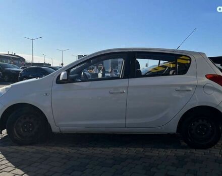 Хендай и20, объемом двигателя 1.3 л и пробегом 257 тыс. км за 4600 $, фото 3 на Automoto.ua