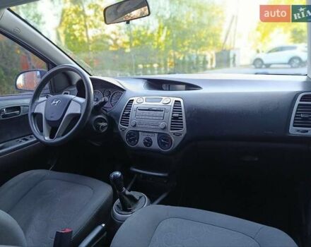 Хендай и20, объемом двигателя 1.2 л и пробегом 204 тыс. км за 4500 $, фото 2 на Automoto.ua