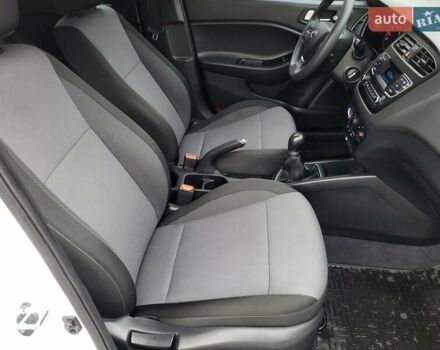 Хендай і20, об'ємом двигуна 1.25 л та пробігом 104 тис. км за 10350 $, фото 10 на Automoto.ua