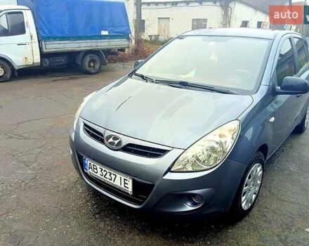 Серый Хендай и20, объемом двигателя 1.2 л и пробегом 181 тыс. км за 5600 $, фото 14 на Automoto.ua