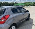 Серый Хендай и20, объемом двигателя 1.6 л и пробегом 210 тыс. км за 6400 $, фото 2 на Automoto.ua