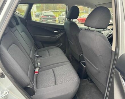 Серый Хендай и20, объемом двигателя 1.6 л и пробегом 137 тыс. км за 10950 $, фото 11 на Automoto.ua