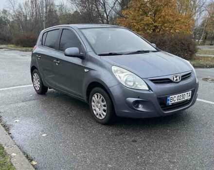 Серый Хендай и20, объемом двигателя 1.4 л и пробегом 188 тыс. км за 6700 $, фото 4 на Automoto.ua