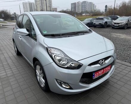 Серый Хендай и20, объемом двигателя 1.6 л и пробегом 137 тыс. км за 10950 $, фото 2 на Automoto.ua