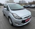 Серый Хендай и20, объемом двигателя 1.6 л и пробегом 137 тыс. км за 10950 $, фото 2 на Automoto.ua