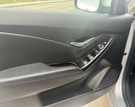 Серый Хендай и20, объемом двигателя 1.6 л и пробегом 137 тыс. км за 10900 $, фото 11 на Automoto.ua