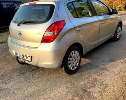 Хендай и20 2010 в Харькове на Automoto.ua Серый Хендай и20, объемом двигателя 1.2 л и пробегом 140 тыс. км за 5200 $, фото 3 на Automoto.ua