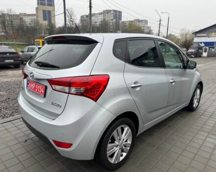 Серый Хендай и20, объемом двигателя 1.6 л и пробегом 137 тыс. км за 10950 $, фото 3 на Automoto.ua