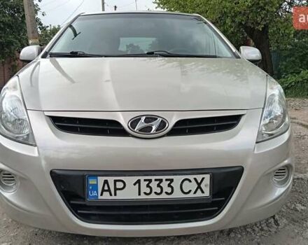 Сірий Хендай і20, об'ємом двигуна 1.25 л та пробігом 180 тис. км за 4800 $, фото 1 на Automoto.ua