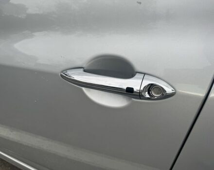 Серый Хендай и20, объемом двигателя 1.6 л и пробегом 137 тыс. км за 10900 $, фото 10 на Automoto.ua