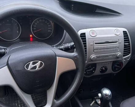 Хендай і20 2010 у Києві на Automoto.ua Сірий Хендай і20, об'ємом двигуна 1.4 л та пробігом 187 тис. км за 6500 $, фото 5 на Automoto.ua