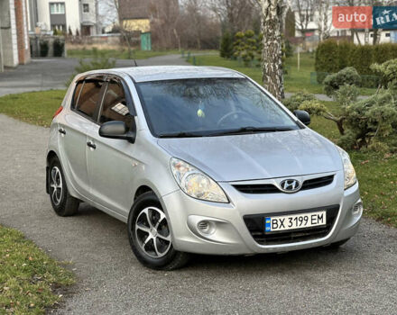 Серый Хендай и20, объемом двигателя 1.4 л и пробегом 273 тыс. км за 4999 $, фото 5 на Automoto.ua