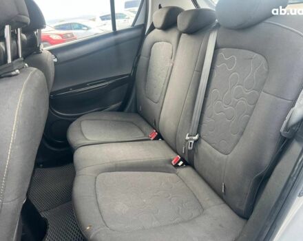 Хендай и20 2011 в Львове на Automoto.ua Серый Хендай и20, объемом двигателя 1.2 л и пробегом 184 тыс. км за 5990 $, фото 31 на Automoto.ua