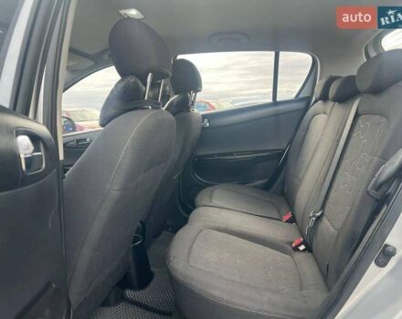 Хендай и20 2011 в Львове на Automoto.ua Серый Хендай и20, объемом двигателя 1.2 л и пробегом 184 тыс. км за 5990 $, фото 30 на Automoto.ua