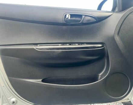 Серый Хендай и20, объемом двигателя 1.2 л и пробегом 184 тыс. км за 5990 $, фото 15 на Automoto.ua