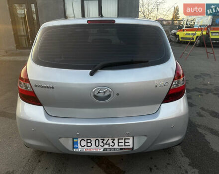 Серый Хендай и20, объемом двигателя 1.4 л и пробегом 132 тыс. км за 5500 $, фото 3 на Automoto.ua