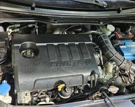 Серый Хендай и20, объемом двигателя 1.4 л и пробегом 230 тыс. км за 6500 $, фото 3 на Automoto.ua