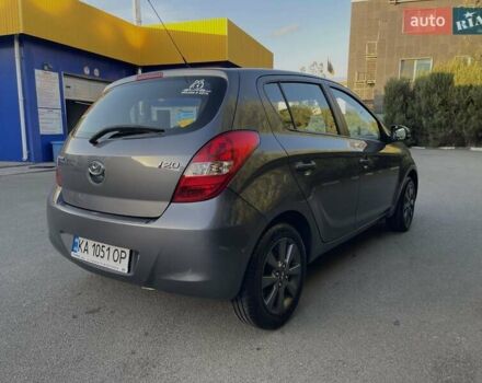 Серый Хендай и20, объемом двигателя 1.4 л и пробегом 120 тыс. км за 7800 $, фото 3 на Automoto.ua