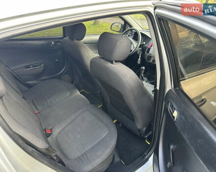 Серый Хендай и20, объемом двигателя 1.4 л и пробегом 273 тыс. км за 4999 $, фото 17 на Automoto.ua