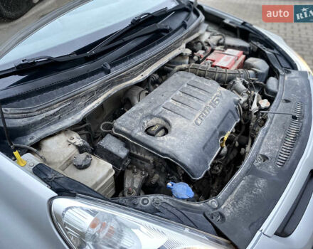 Серый Хендай и20, объемом двигателя 1.4 л и пробегом 275 тыс. км за 4999 $, фото 48 на Automoto.ua