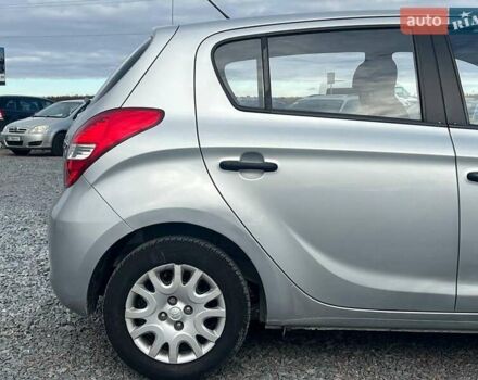 Хендай и20 2011 в Львове на Automoto.ua Серый Хендай и20, объемом двигателя 1.2 л и пробегом 184 тыс. км за 5990 $, фото 10 на Automoto.ua