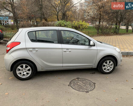 Сірий Хендай і20, об'ємом двигуна 1.2 л та пробігом 203 тис. км за 4500 $, фото 1 на Automoto.ua