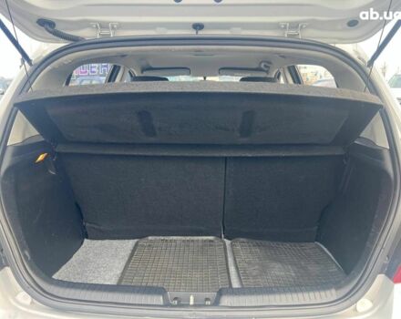 Хендай и20 2011 в Львове на Automoto.ua Серый Хендай и20, объемом двигателя 1.2 л и пробегом 184 тыс. км за 5990 $, фото 34 на Automoto.ua