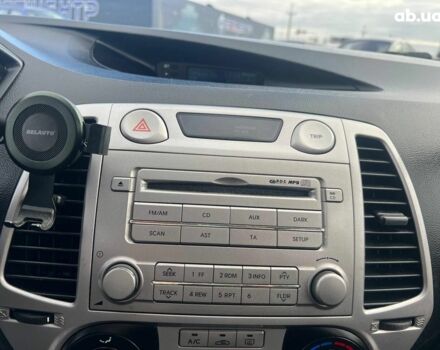 Хендай и20 2011 в Львове на Automoto.ua Серый Хендай и20, объемом двигателя 1.2 л и пробегом 184 тыс. км за 5990 $, фото 24 на Automoto.ua