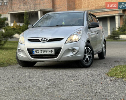 Серый Хендай и20, объемом двигателя 1.4 л и пробегом 273 тыс. км за 4999 $, фото 2 на Automoto.ua