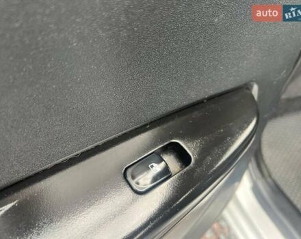 Хендай и20 2011 в Львове на Automoto.ua Серый Хендай и20, объемом двигателя 1.2 л и пробегом 184 тыс. км за 5990 $, фото 32 на Automoto.ua