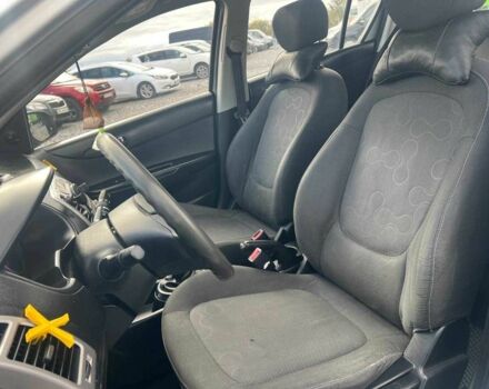 Серый Хендай и20, объемом двигателя 1.2 л и пробегом 184 тыс. км за 5990 $, фото 17 на Automoto.ua